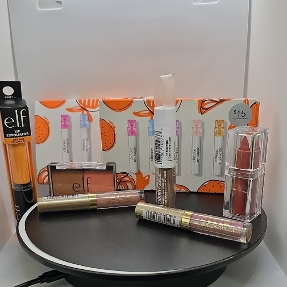 e.l.f. Lip and Makeup Set - Picture 1 of 11